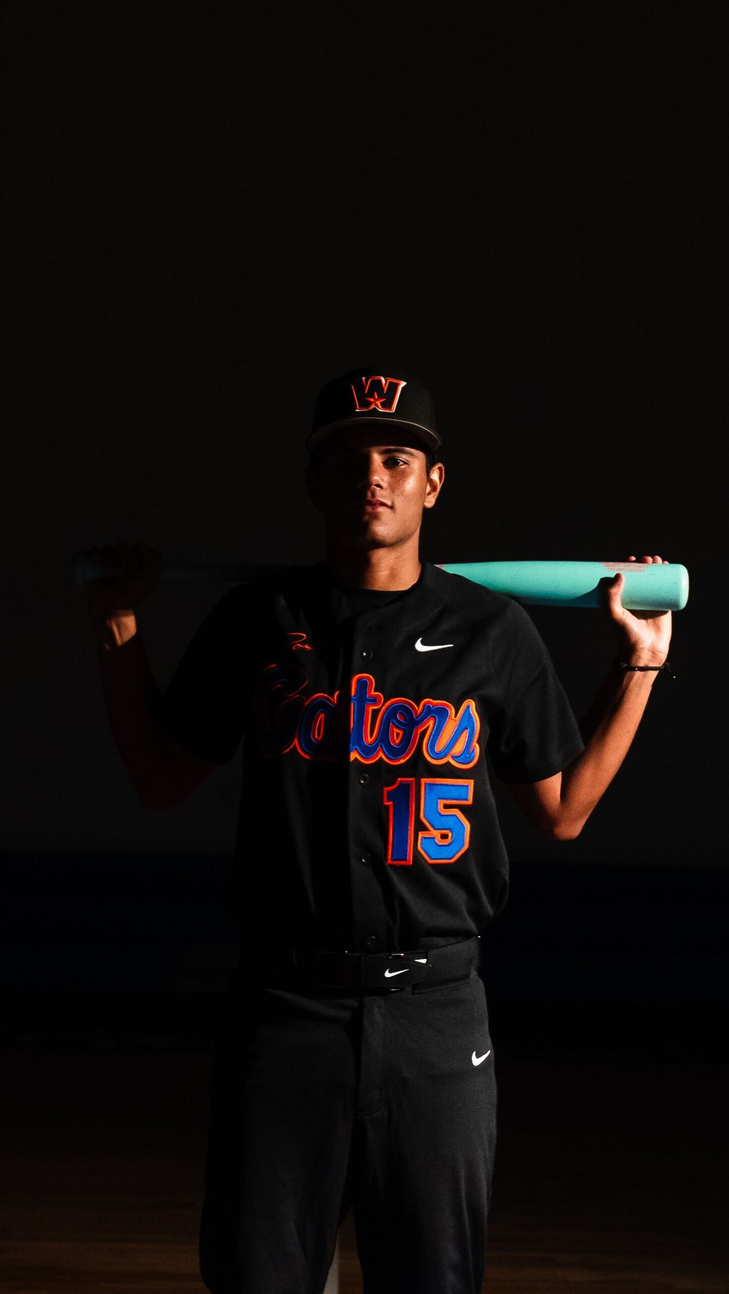 Gators 15 Teal Bat